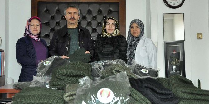 Göynük Belediyesinden Muş’taki Askerlere Atkı