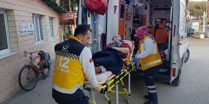 Manisa’da Otomobil Takla Attı : 5 Yaralı