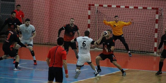 Bozokspor, Nilüfer Belediyespor’u Eli Boş Gönderdi