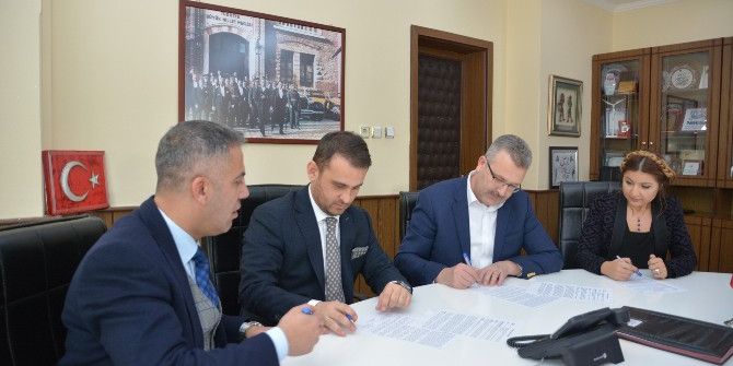 Adalet Bakanlığı Karacabey’i Türkiye’ye Örnek Gösterdi