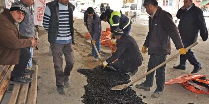 Gölbaşı Otogarında Yama Çalışması Yapıldı
