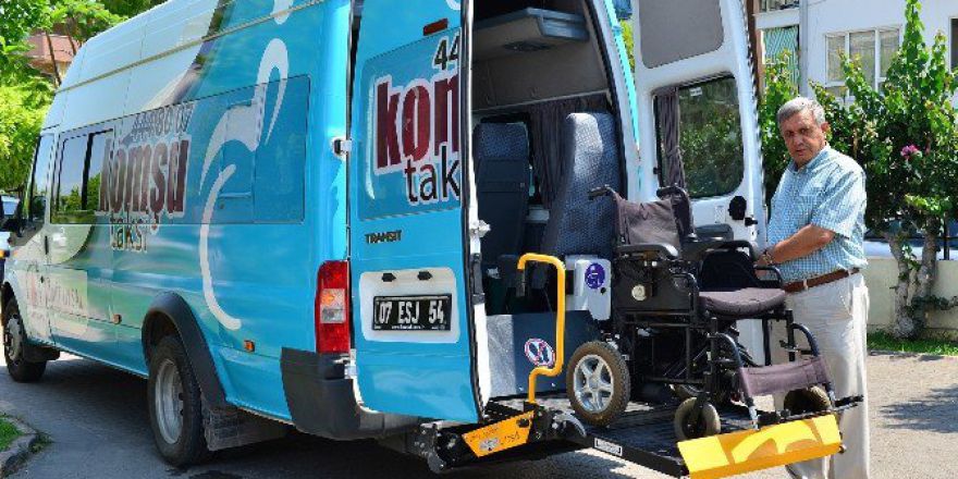 Muratpaşa Belediyesi’nden ‘Alo Komşu Taksi’