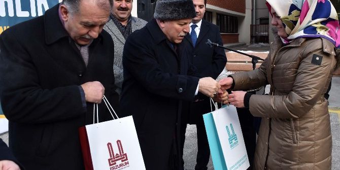Büyükşehir’den Liseli Gençlere Eğitim Yardımı