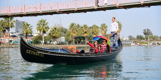 Adana’da Gondol Romantizmi