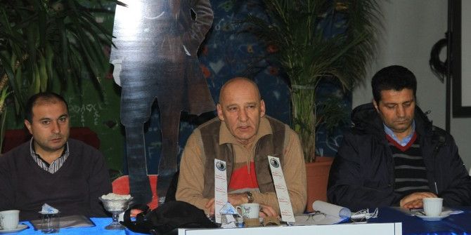 Başkan Altınok Öz, Mahalle Birim Başkanları Ve Meclis Üyeleriyle Buluştu