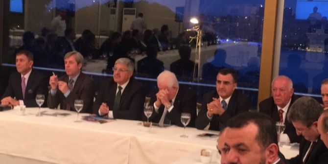 Vali Çınar İş Adamlarıyla Bir Araya Geldi