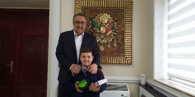 Başkan Karaçoban Küçük Kerem’i Ağırladı