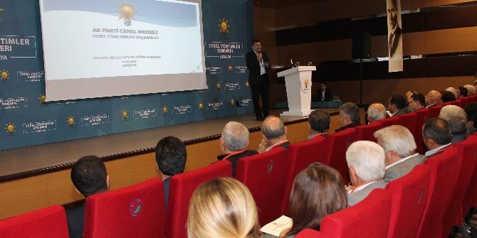 Ak Parti’li Meclis Üyelerine Eğitim Semineri