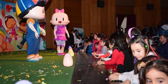 Aksaray Belediyesi Pepee İle Minikleri Buluşturdu