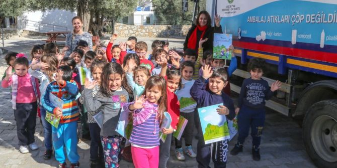 Bodrum’da Geri Dönüşüm Seminerleri Devam Ediyor