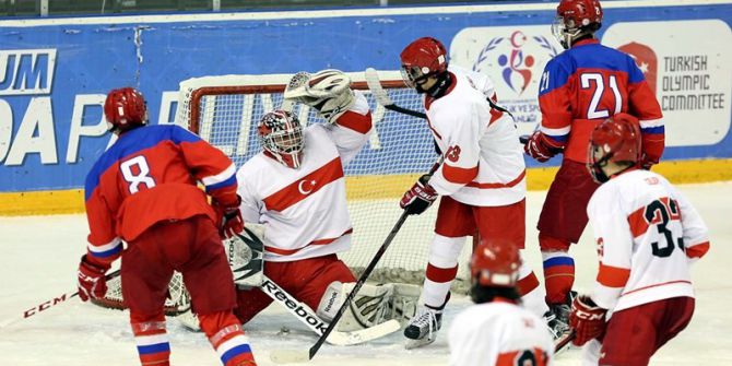 Buz Hokeyinde İlk Maç Rusya’nın