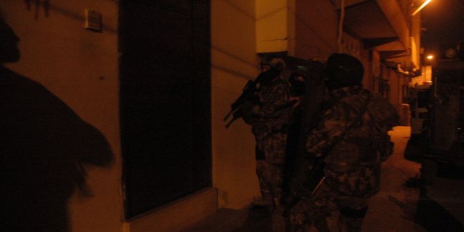 Adana’da Terör Örgütü Pkk-kck’nın Gençlik Yapılanmasına Yönelik Operasyon: 34 Gözaltı