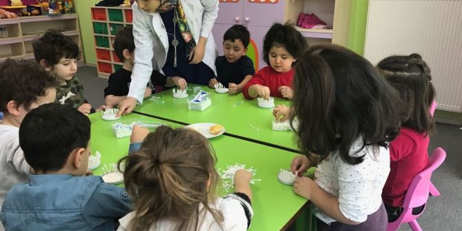 Nezaket Okullarında Eğlenceli İngilizce Eğitimi