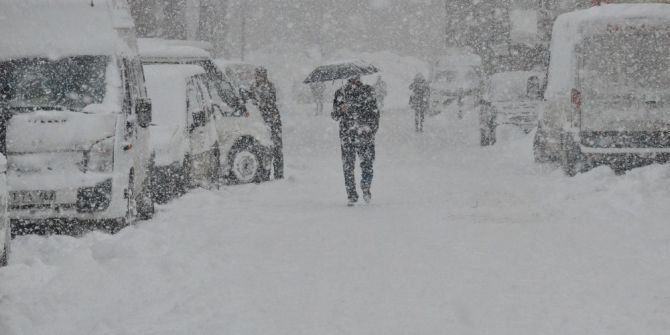 Yüksekova’da Eğitime Kar Engeli