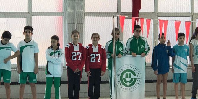 Sanko Okullarının İki Yüzücüsünden Büyük Başarı