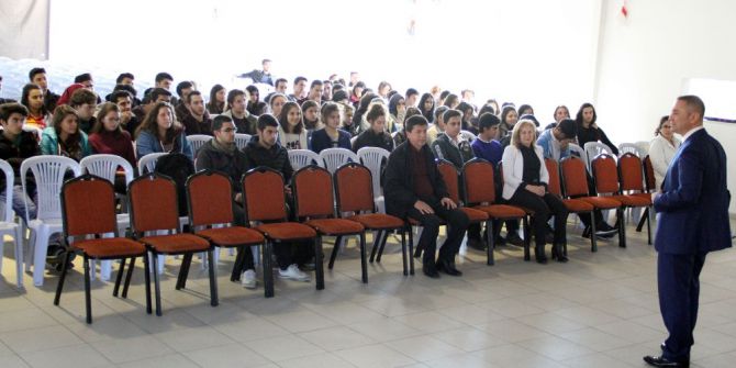 Alanya’da Lys Ve Ygs Öncesi Öğrencilere Moral Söyleşisi