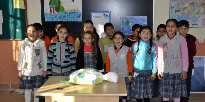 Çocuklar Mavi Denizler İçin Hayal Etti