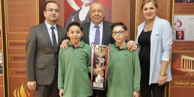 İkiz Kardeşler, Bisiklet Yarışında Türkiye İkincisi Oldu