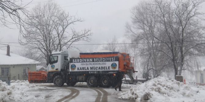 Serdivan Belediyesi Karla Mücadele Ekipleri Teyakkuzda