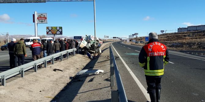 Kayseri’de Feci Kaza: 2 Ölü, 10 Yaralı