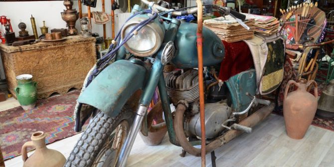 Osmanlı Döneminden Kalan Antika Eşyalar Satışa Çıktı