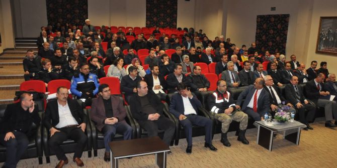 Payas’ta Servis Şoförlerine Seminer Verildi