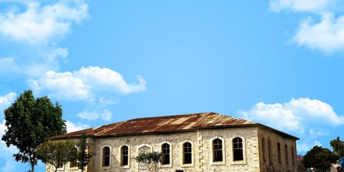 Mezitli Belediyesi, Taş Mektep’i Restore Ettiriyor