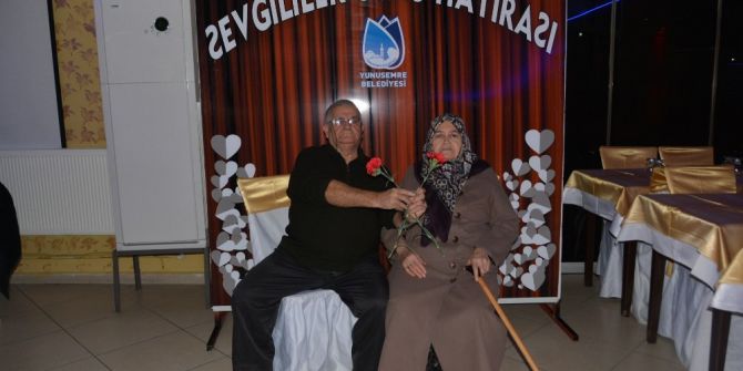 Ömürlük Sevdalılar Gönüllerince Eğlendi