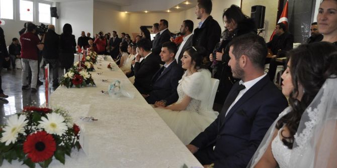 14 Şubatta Dünya Evine Girdiler