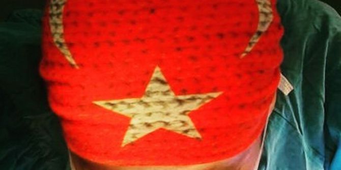 Ay-yıldızlı Bonesi Olmadan Ameliyata Girmiyor