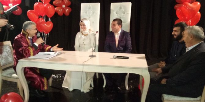 14 Şubat’ta Keman Eşliğinde Dünya Evine Girdiler