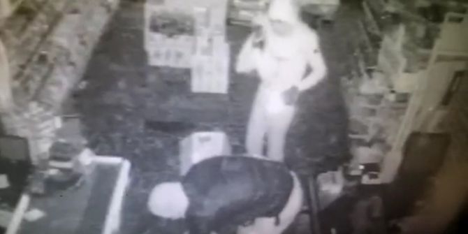 Marketten Hırsızlık Güvenlik Kamerasında