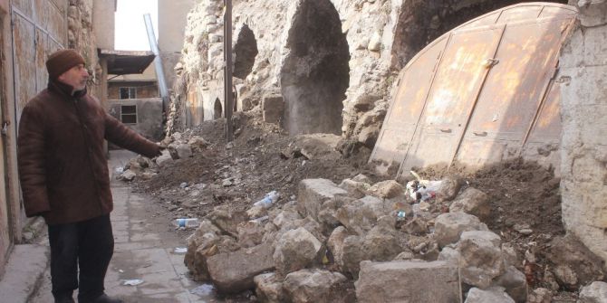 Mardin’de Tarihi Yapılar Dökülüyor