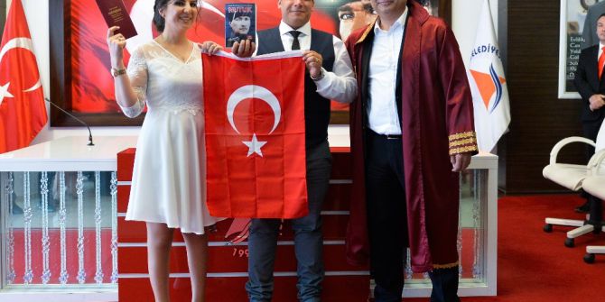 Antalya’daki Nikah Salonları Sevgililer Günü’nde Doldu