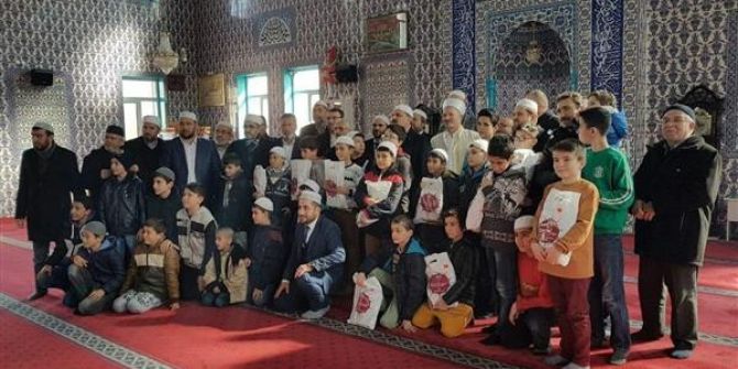 Tevhid Camii’nde “Haydi Çocuklar Namaza” Kampanyası