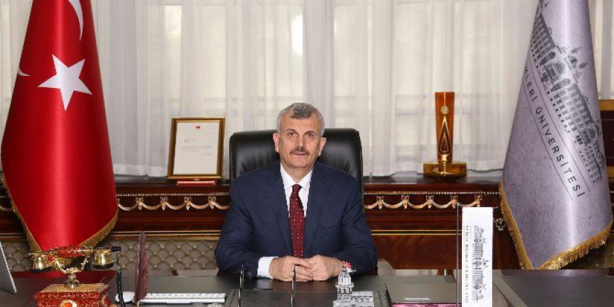 Sağlık Bilimleri Üniversitesi’nden Demokrasi Şehitlerinin Çocuklarına Burs