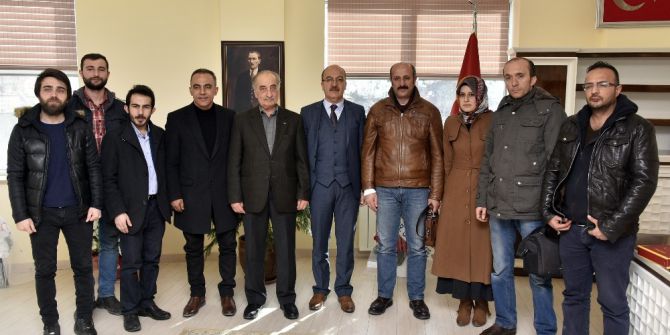 Gazetecilerden Yeni Rektör Zeybek’e Ziyaret