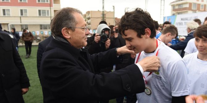 Bandırma Şampiyonlarının Kupaları Başkan Uğur’dan