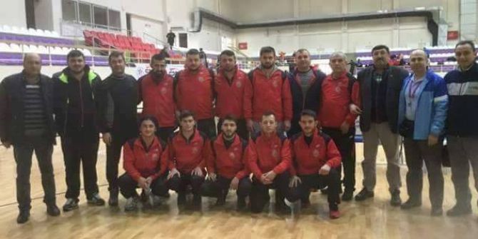 Sungurlu Belediyespor Güreş Takımı 2. Lige Yükseldi