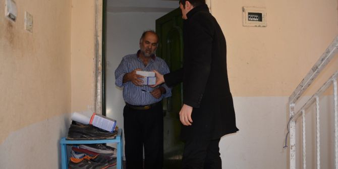 Honaz Kaymakamlığı 300 Aileye Karbon Monoksit Detektörü Dağıttı