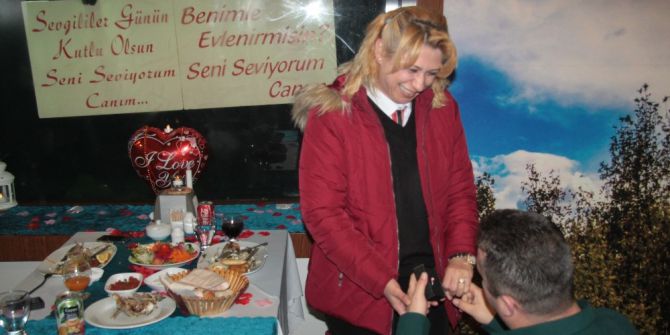 Akvaryumda Evlilik Teklifi