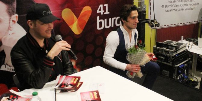 Sinan Akçıl Konserinde Sürpriz Evlenme Teklifi