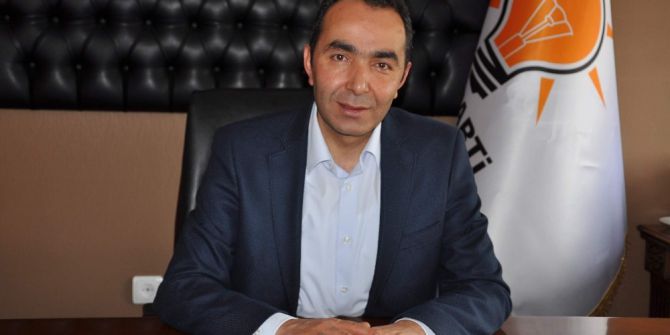 Ak Parti’de Referandum Çalışmaları Devam Ediyor