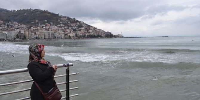 Gürcistan’da Gemide Kaybolan Oğlunun Yolunu Gözlüyor