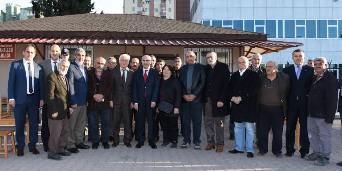 Vali Demirtaş, Mahale Sakinleriyle Buluştu