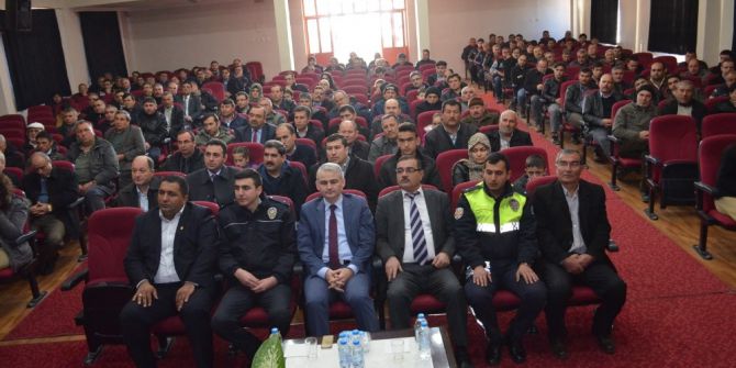 Kula’da Güvenli Öğrenci Taşımacılığı Toplantısı