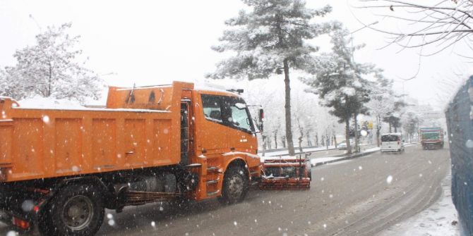 Siirt’te 120 Köy Yolu Ulaşıma Kapandı