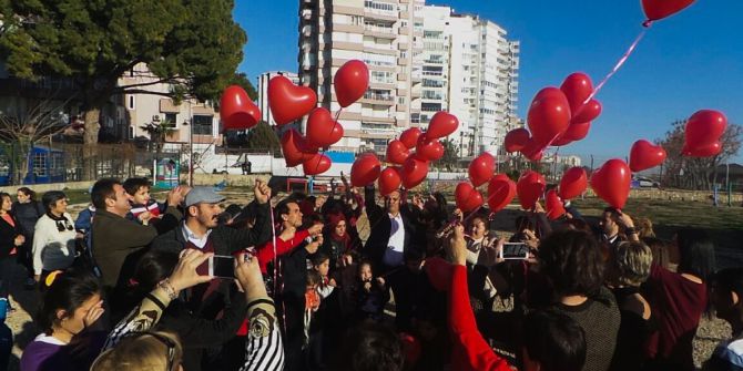 Başkan Uysal, Barış Ve Sevgi Dileğinde Bulundu