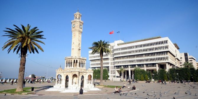 İzmir Ve Manisa’da Referandum Yorumu