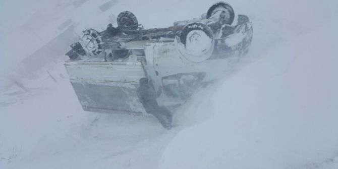 Şiddetli Fırtına Ve Sis Kazaları Beraberinde Getirdi